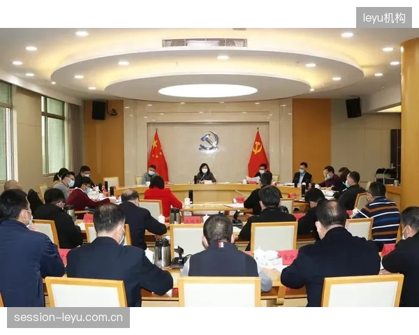 陈达毅的边路突击能力将成为库拉索撕开德国严密防线的重要变数。 陈达毅的边路突击能力将成为库拉索撕开德国严密防线的重要变数。